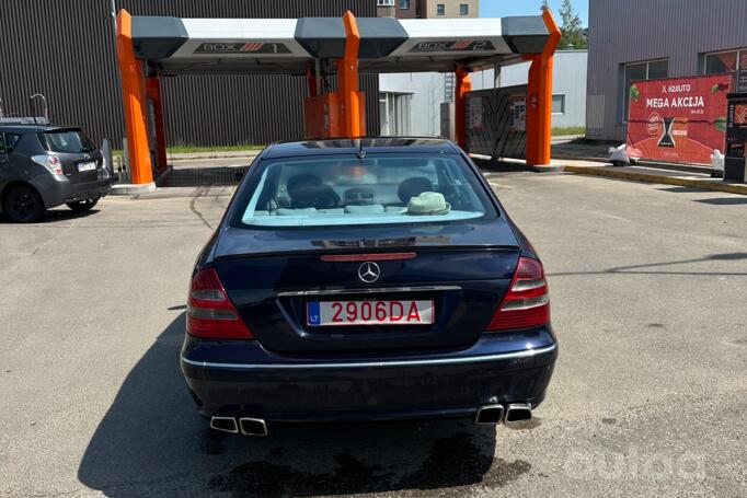 Mercedes-Benz E-Class W211 Sedan
