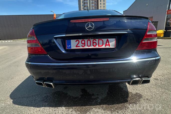 Mercedes-Benz E-Class W211 Sedan