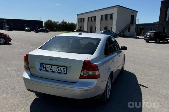 Volvo S40 2 generation Sedan