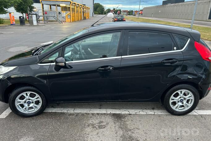 Ford Fiesta 5 generation [restyling] Hatchback 5-doors