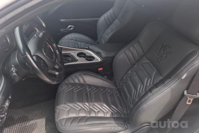 Dodge Challenger 3 generation [2th restyling] Coupe