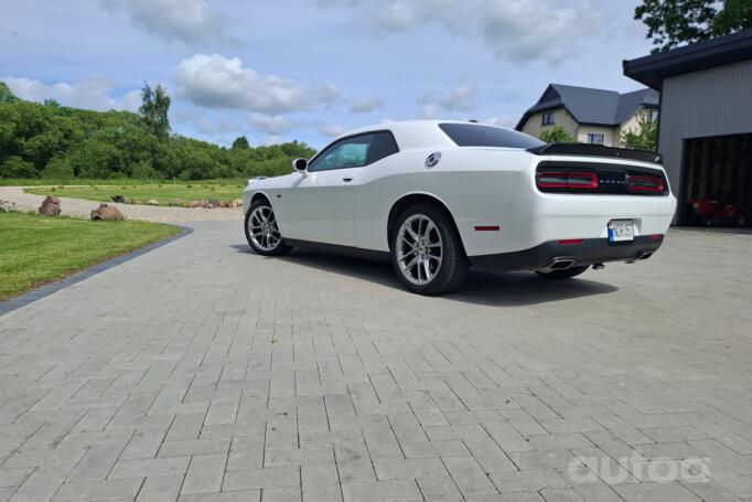 Dodge Challenger 3 generation [2th restyling] Coupe