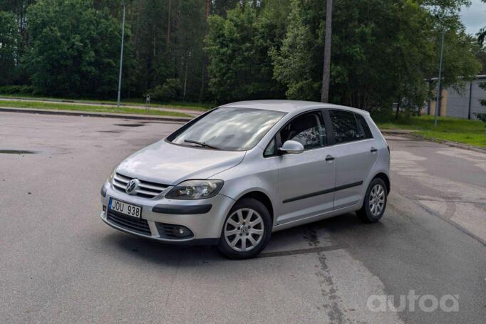 Volkswagen Golf Plus 1 generation
