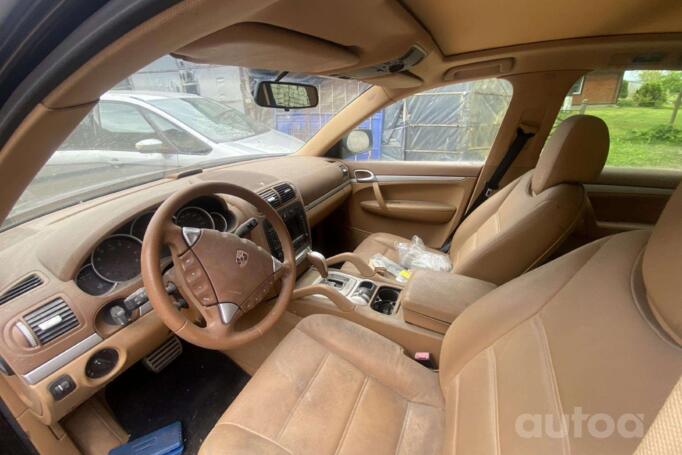 Porsche Cayenne 957 [restyling] Crossover 5-doors