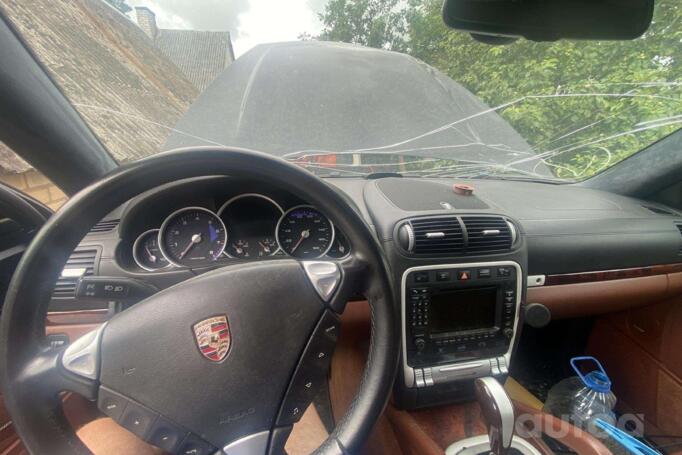 Porsche Cayenne 957 [restyling] Crossover 5-doors