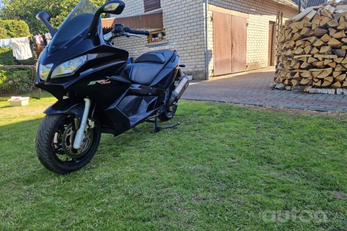 Aprilia SRV