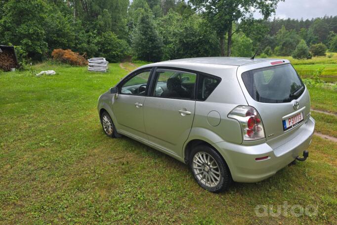 Toyota Corolla Verso 1 generation [restyling] Minivan
