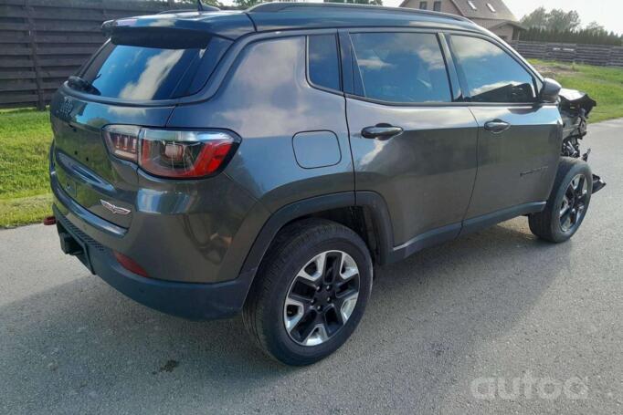 Jeep Compass 2 generation Crossover