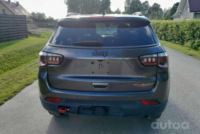 Jeep Compass 2 generation Crossover