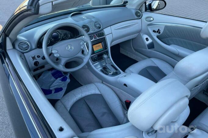 Mercedes-Benz CLK-Class C209 Cabriolet