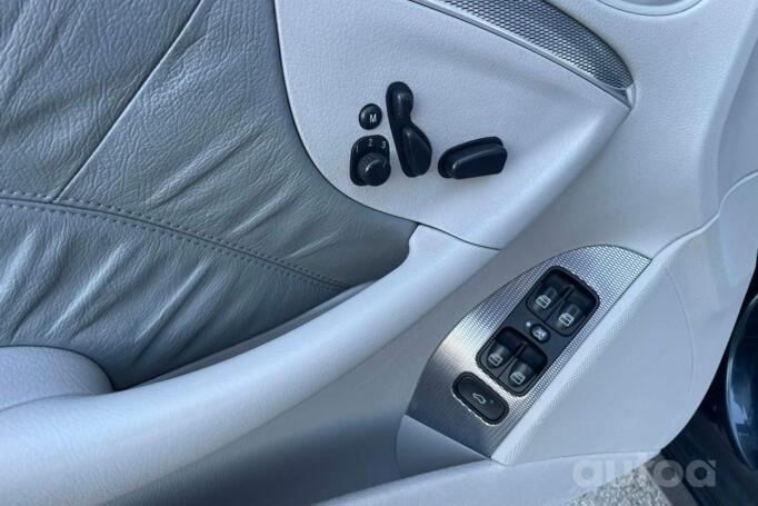 Mercedes-Benz CLK-Class C209 Cabriolet