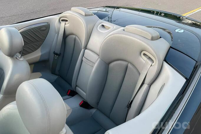 Mercedes-Benz CLK-Class C209 Cabriolet