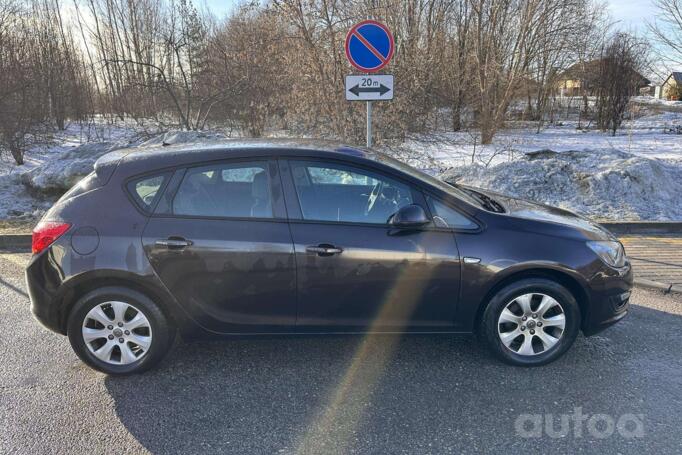 Opel Astra J [restyling] Hatchback 5-doors