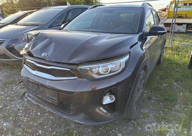 Kia Stonic 1 generation Crossover