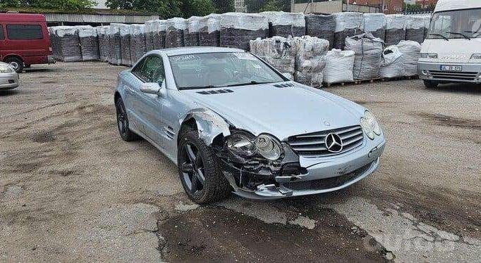Mercedes-Benz SL-Class R230 Roadster