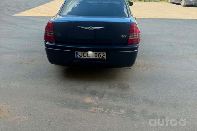 Chrysler 300C 1 generation Sedan 4-doors