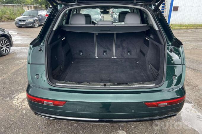 Audi Q5 8R [restyling] Crossover