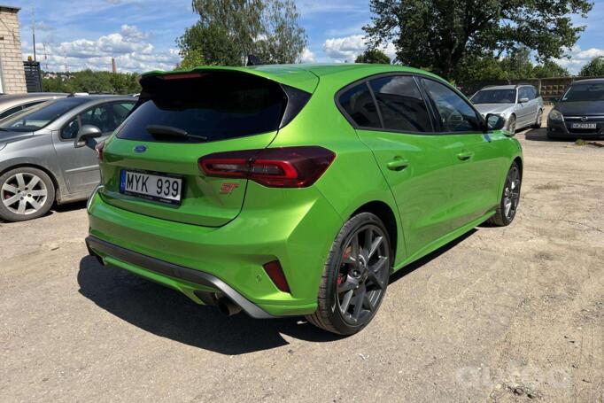 Ford Focus 4 generation Hatchback