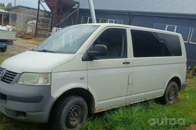 Volkswagen Transporter T5 Minivan 4-doors