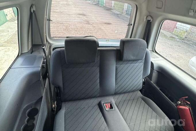 Volkswagen Caddy 3 generation [restyling] Tramper minivan 5-doors