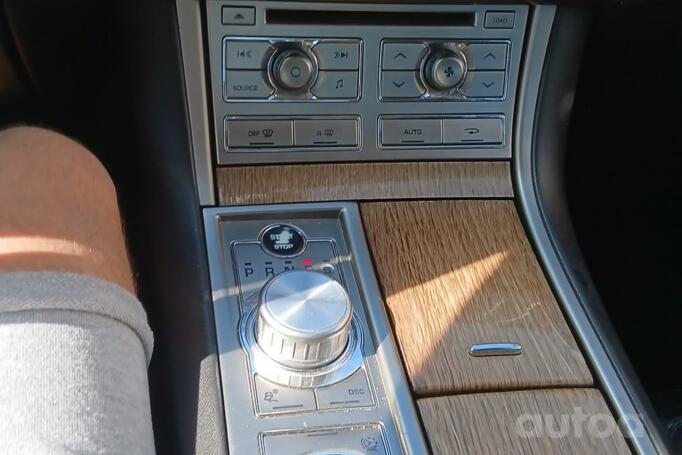 Jaguar XF X250 Sedan 4-doors