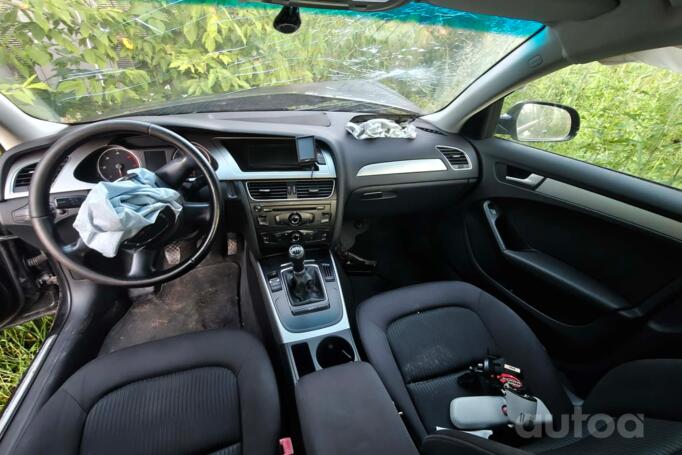 Audi A4 B8/8K Sedan 4-doors