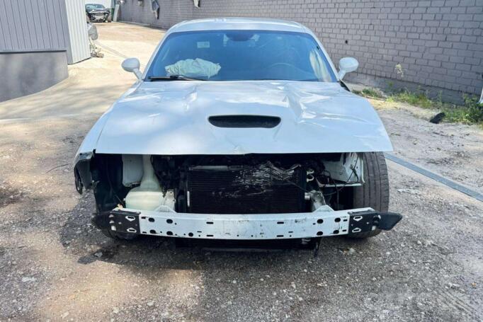 Dodge Challenger 3 generation [2th restyling] Coupe
