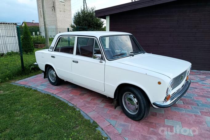 VAZ (Lada) 2101 1 generation Sedan