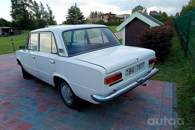 VAZ (Lada) 2101 1 generation Sedan