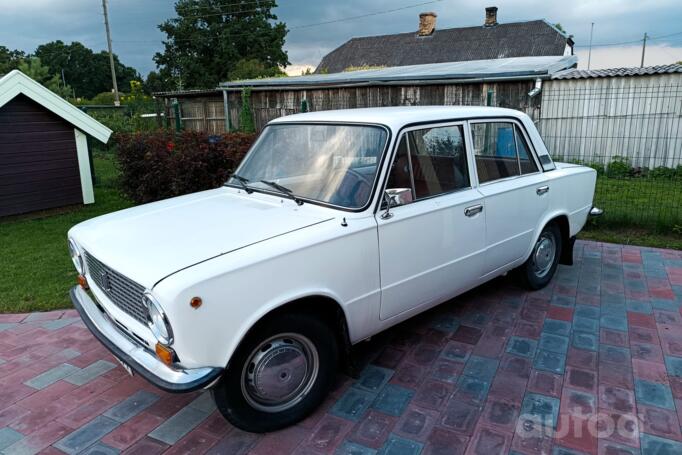 VAZ (Lada) 2101 1 generation Sedan