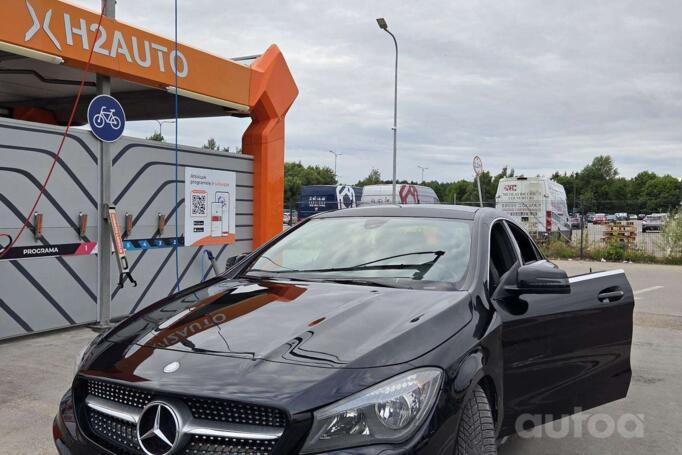 Mercedes-Benz CLA250 2014