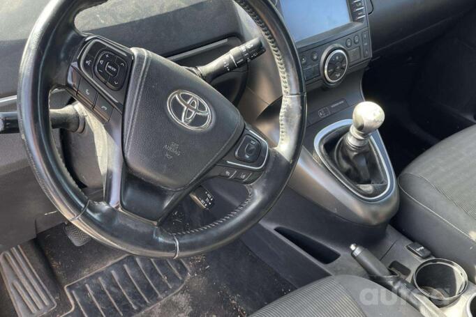 Toyota Verso 3rd generation (Facelift)