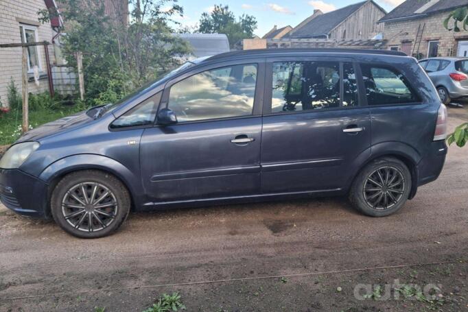 Opel Zafira B Minivan 5-doors