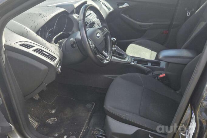 Ford Focus 3 generation [restyling] Hatchback 5-doors