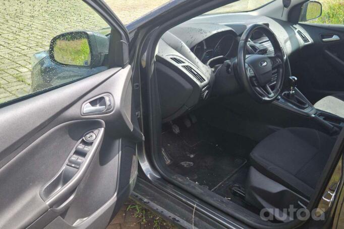 Ford Focus 3 generation [restyling] Hatchback 5-doors