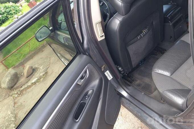 Volvo V70 2003