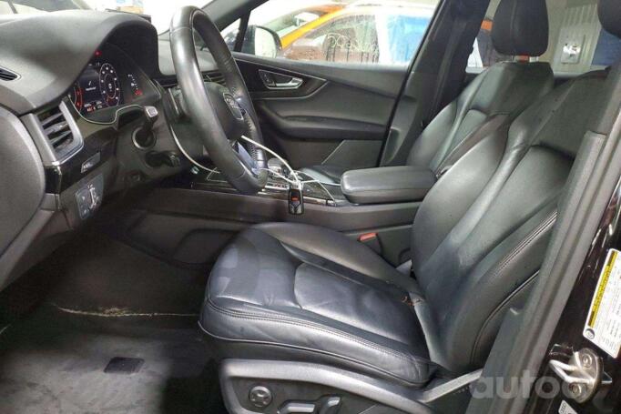 Audi Q7 4M Crossover