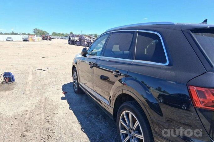 Audi Q7 4M Crossover