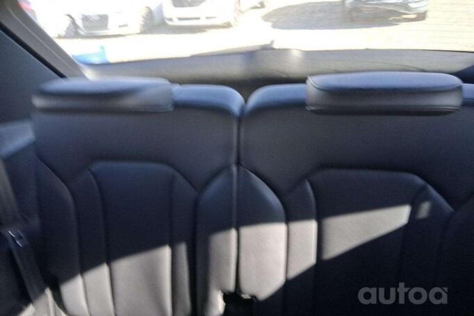 Audi Q7 4M Crossover