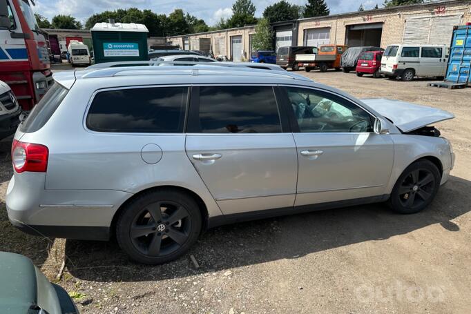 Volkswagen Passat B6 wagon 5-doors
