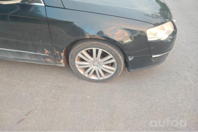 Volkswagen Passat B6 Sedan 4-doors