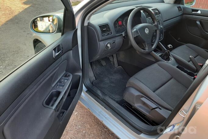 Volkswagen Golf 5 generation Hatchback 5-doors