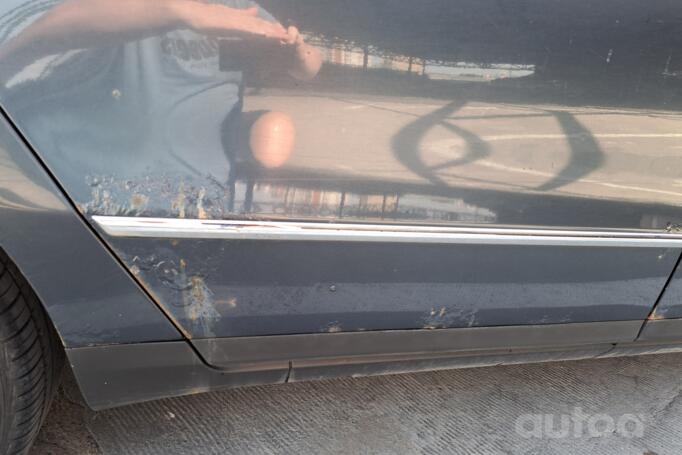 Volkswagen Passat B6 wagon 5-doors