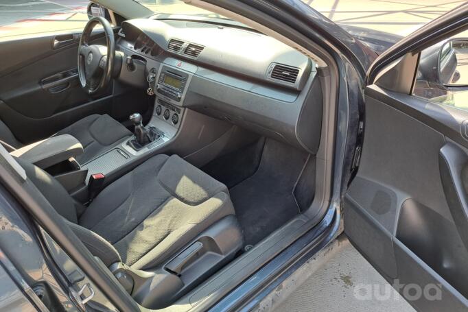 Volkswagen Passat B6 wagon 5-doors