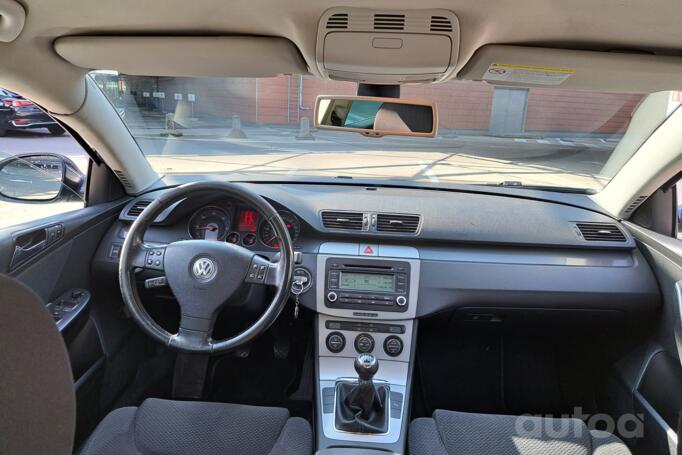 Volkswagen Passat B6 wagon 5-doors