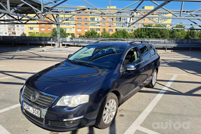 Volkswagen Passat B6 wagon 5-doors