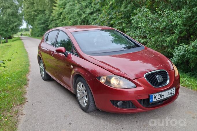 SEAT Leon 2 generation Hatchback 5-doors