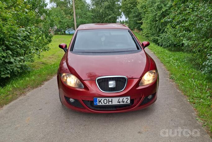 SEAT Leon 2 generation Hatchback 5-doors