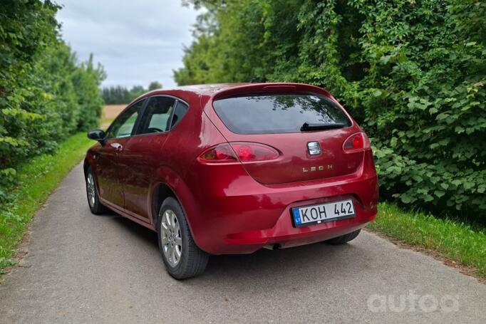SEAT Leon 2 generation Hatchback 5-doors