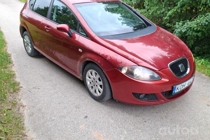 SEAT Leon 2 generation Hatchback 5-doors